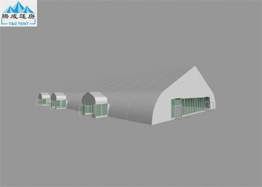 tiendas resistentes ULTRAVIOLETA del tejado blanco de alta resistencia de la aleación de aluminio de los 30x60M, tienda condicionada aire exterior